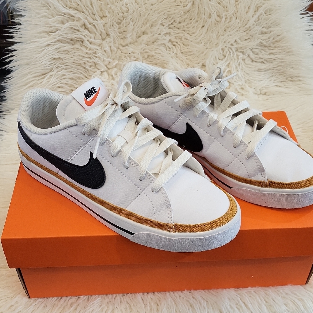 Nike Men's White Sneakers with Black and Gold Accents